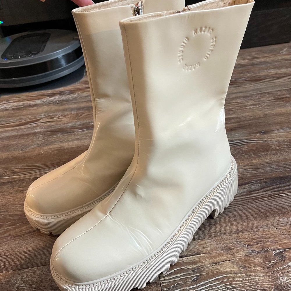 Kazar Studio Nude Chelsea Boots